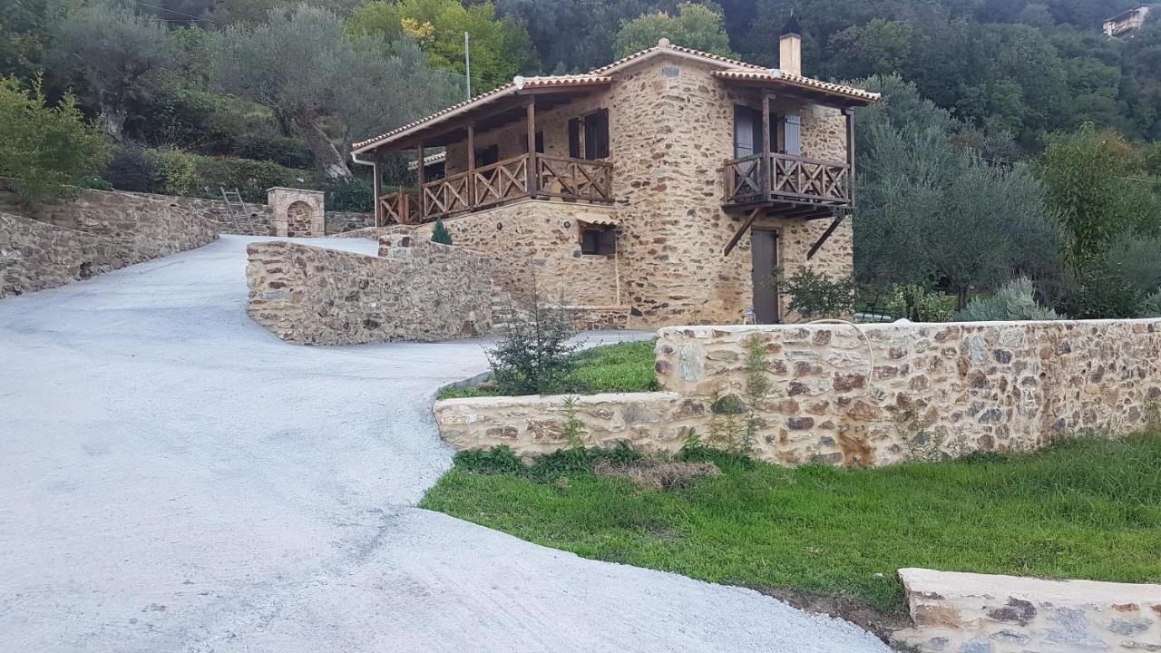 Gasthaus Luxury House In The Hills Sparta Exterior foto